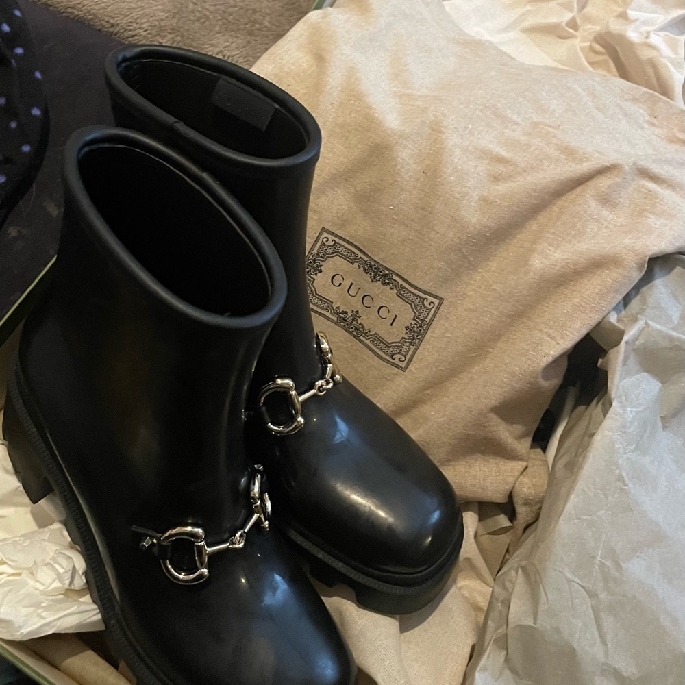 Gucci horsebit ankle boots - Picture 7 of 9